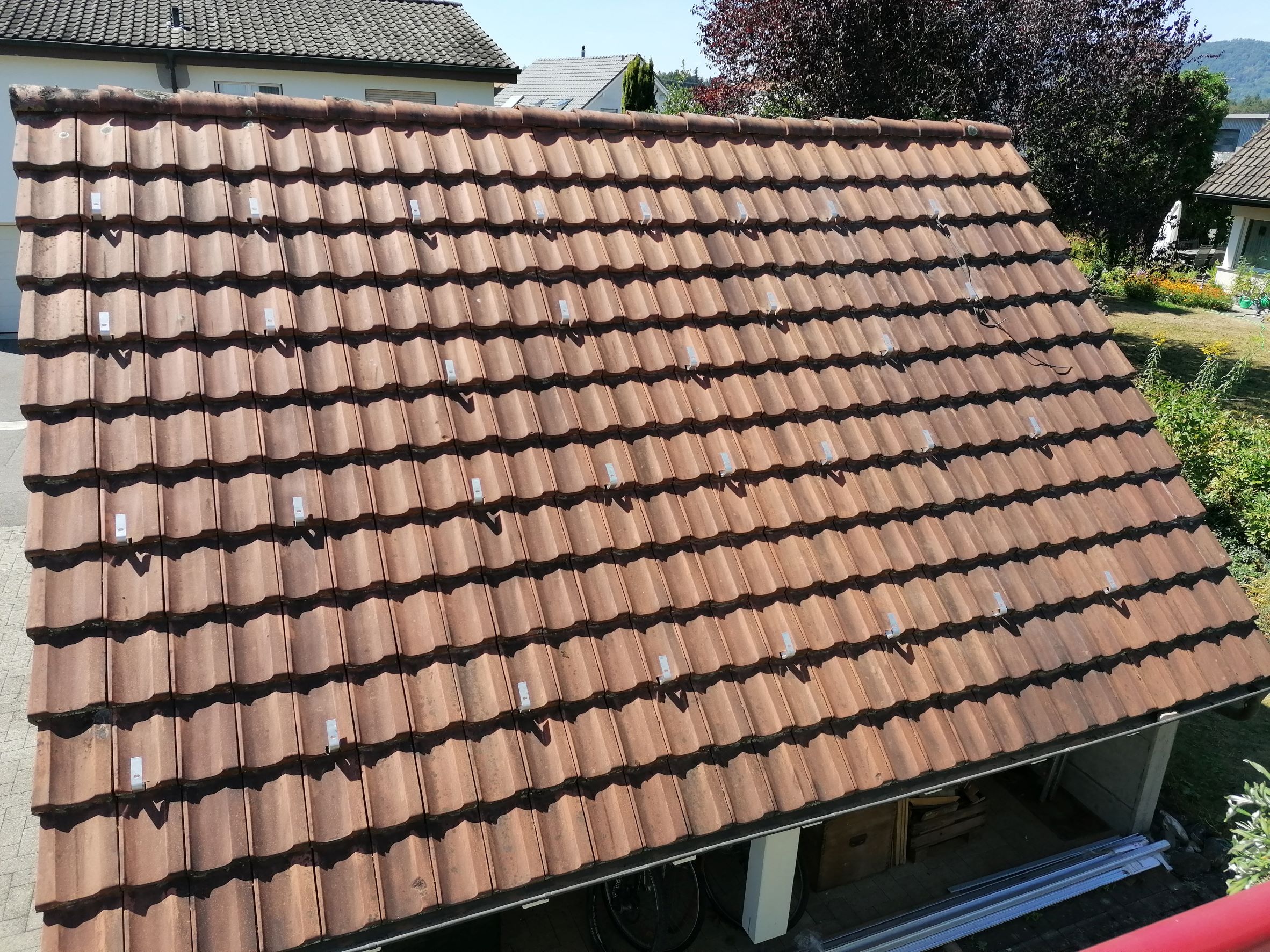 PVA die Dachhaken sind gesetzt